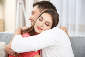 La importancia de la abrazoterapia