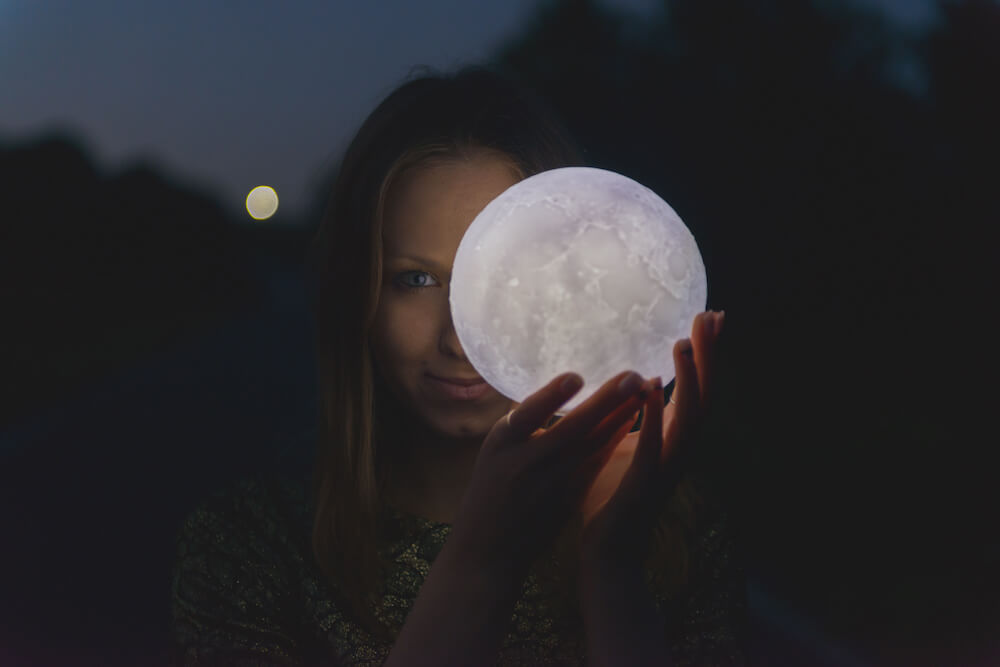 la luna y la semilla emocional