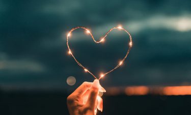 10 Afirmaciones diarias para superar heridas de Amor