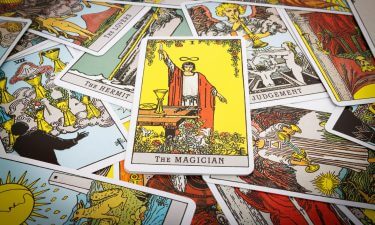 El Mago Echar las cartas del tarot