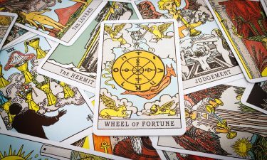 La Rueda de la Fortuna Echar las cartas del tarot
