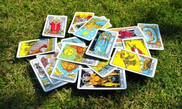 La Sota de Bastos. Echar las cartas del tarot