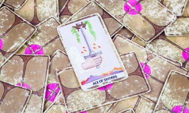 As de espadas - Echar las cartas