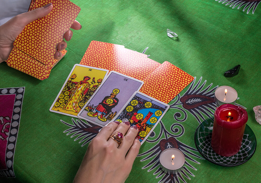 Las Leyes y su interpretación en el Tarot