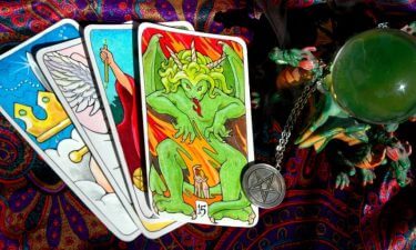 PREDICCIONES Y FUTURO