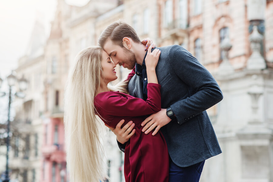 pareja de enamoradizos