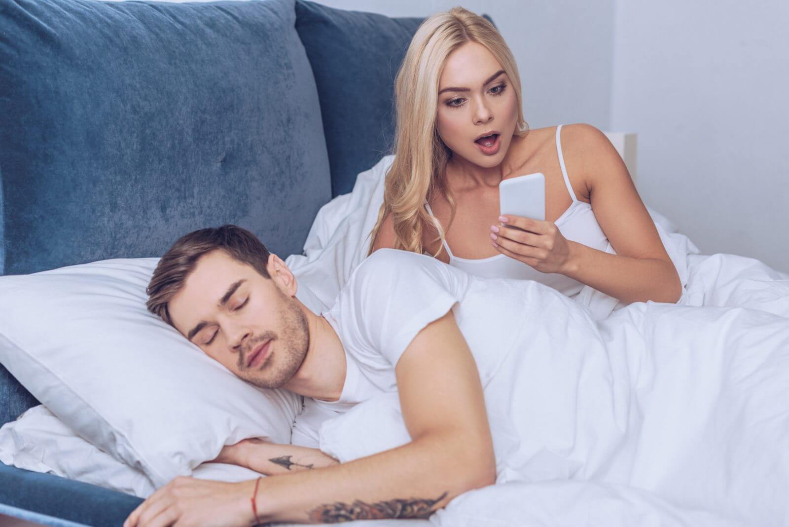 pareja tauro infiel
