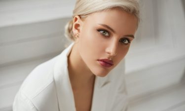 ¿Cómo se viste y se maquilla la mujer Capricornio?