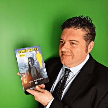 Autor colaborador de Alicia Galván