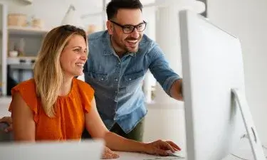 Cuando el amor aparece en el trabajo