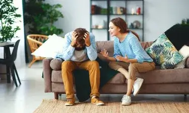 Mi pareja me hace sentir mal: ¿qué puedo hacer?