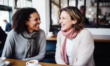 ¿Cómo hacer amigos nuevos a partir de los 40?